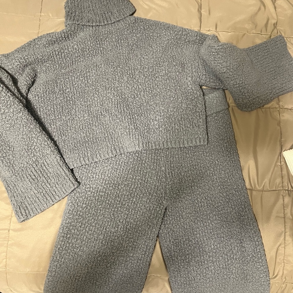 Aerie Plush Gray Sweater 2 piece set